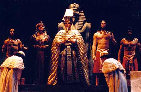 Taras Kulish in AIDA