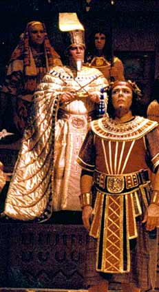 Taras Kulish in AIDA